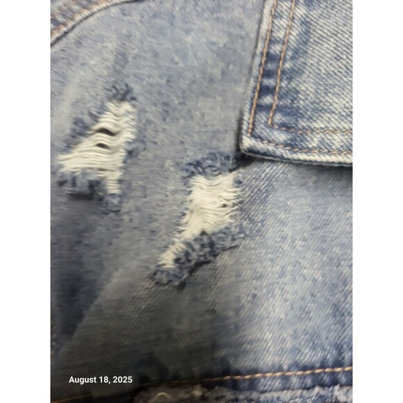 KanCan Denim Distressed Women's Jean Jacket EUC OX - Picture 3 of 10